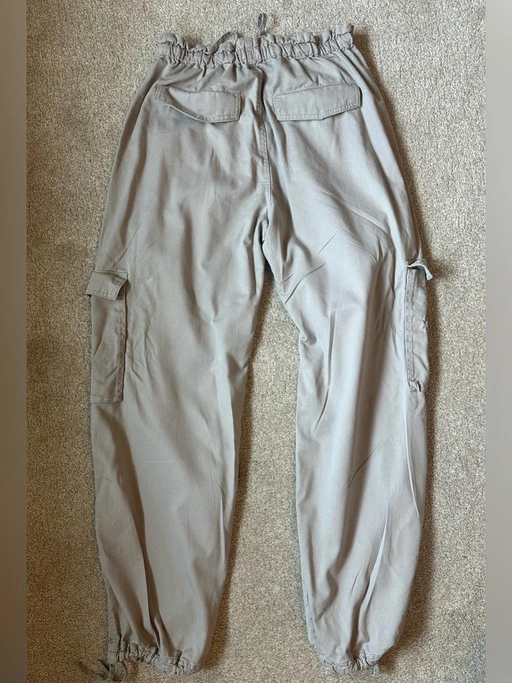 Abercrombie & Fitch Men's Cargo Pants in Light Tan Size Small